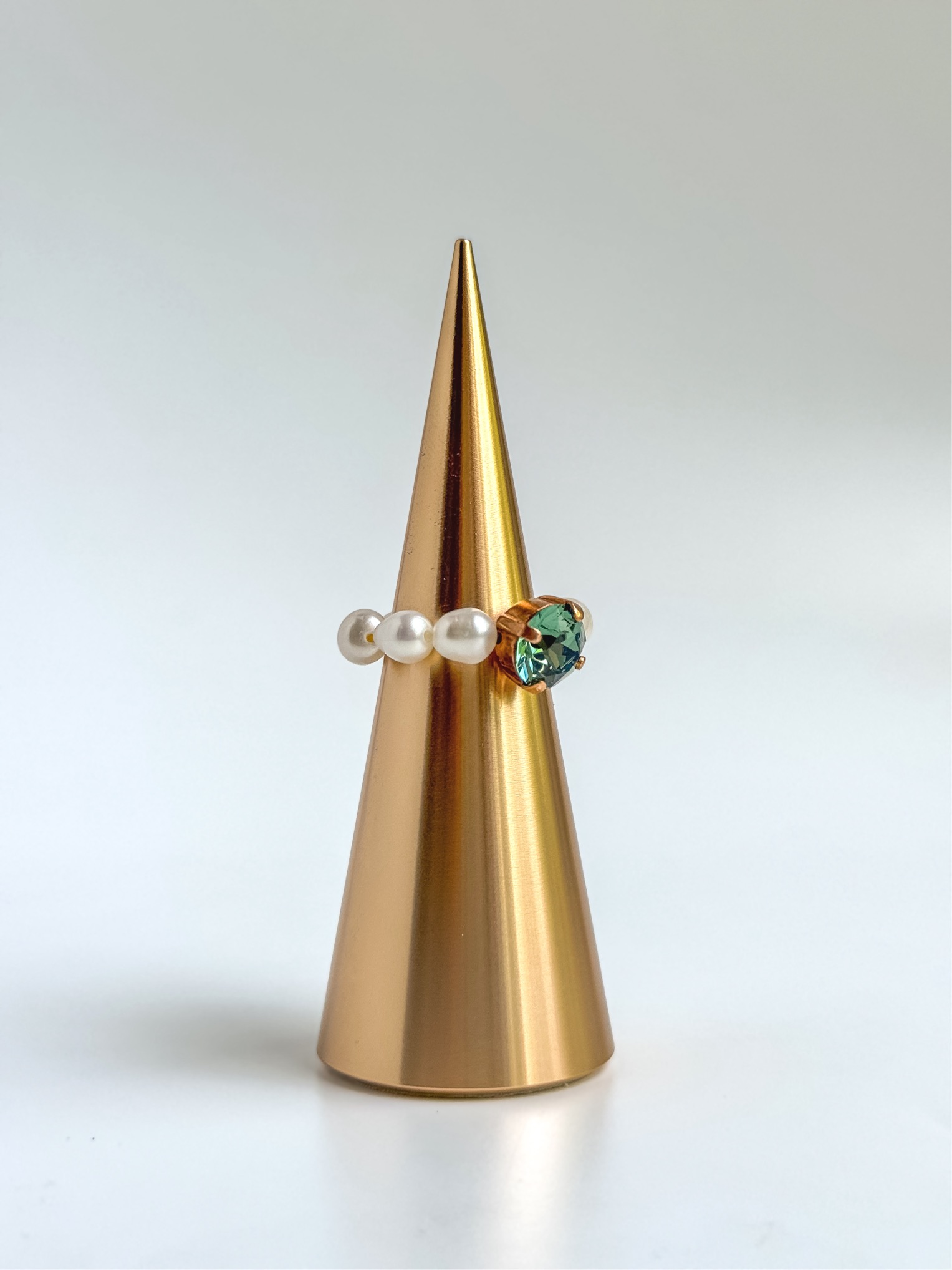 Кольцо с кристаллом Swarovski