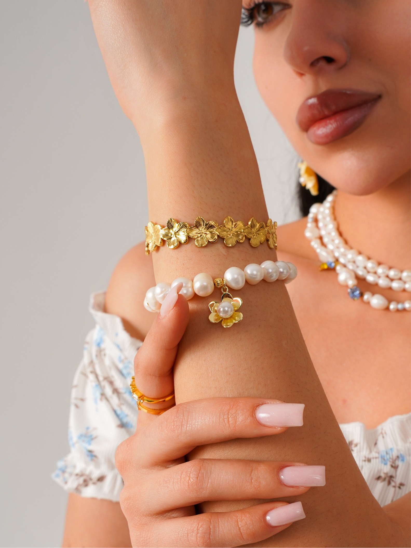 Цветочный браслет с покрытием 18 КТ золота