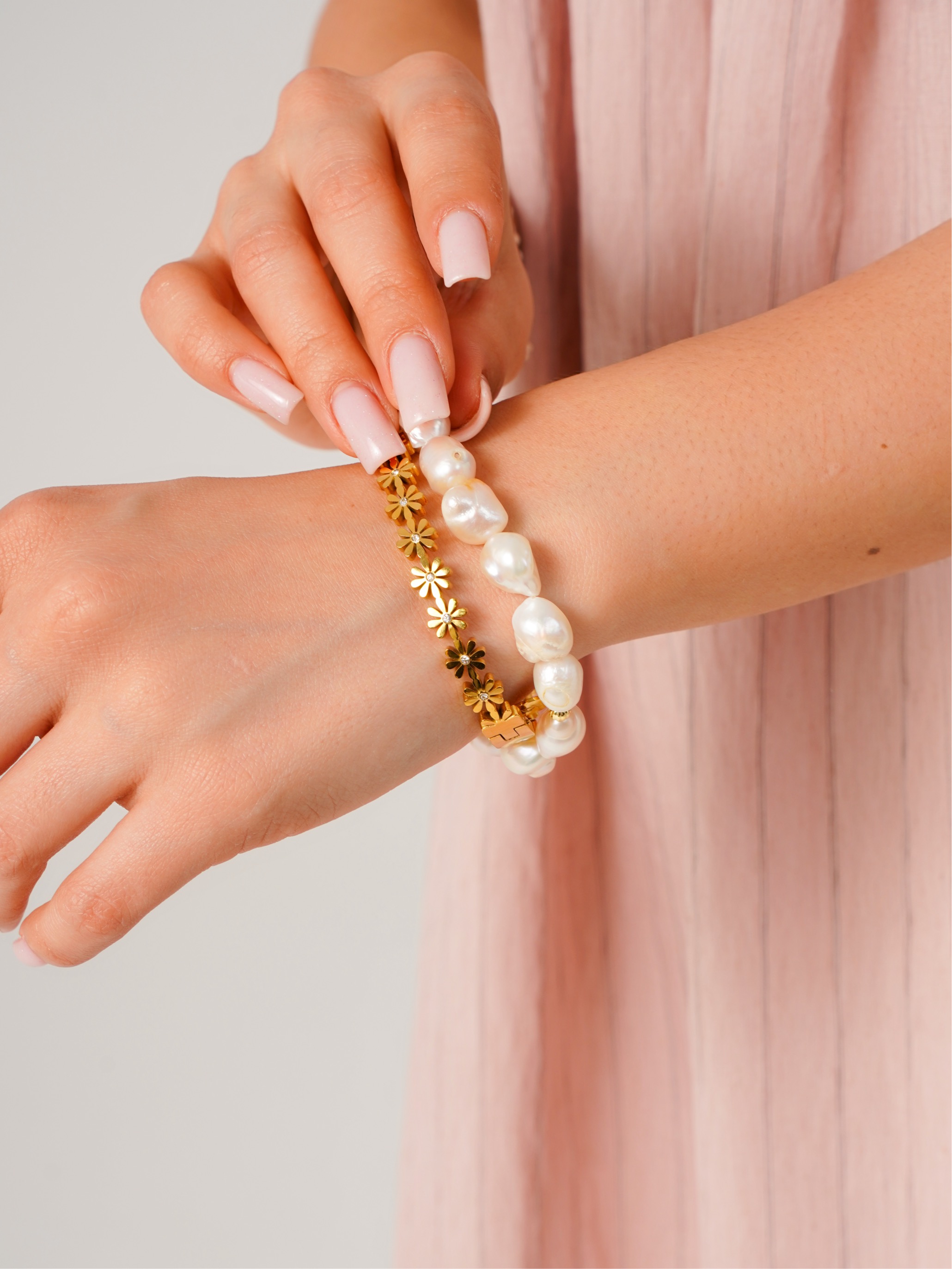 Браслет ромашки с покрытием 18 КТ золота