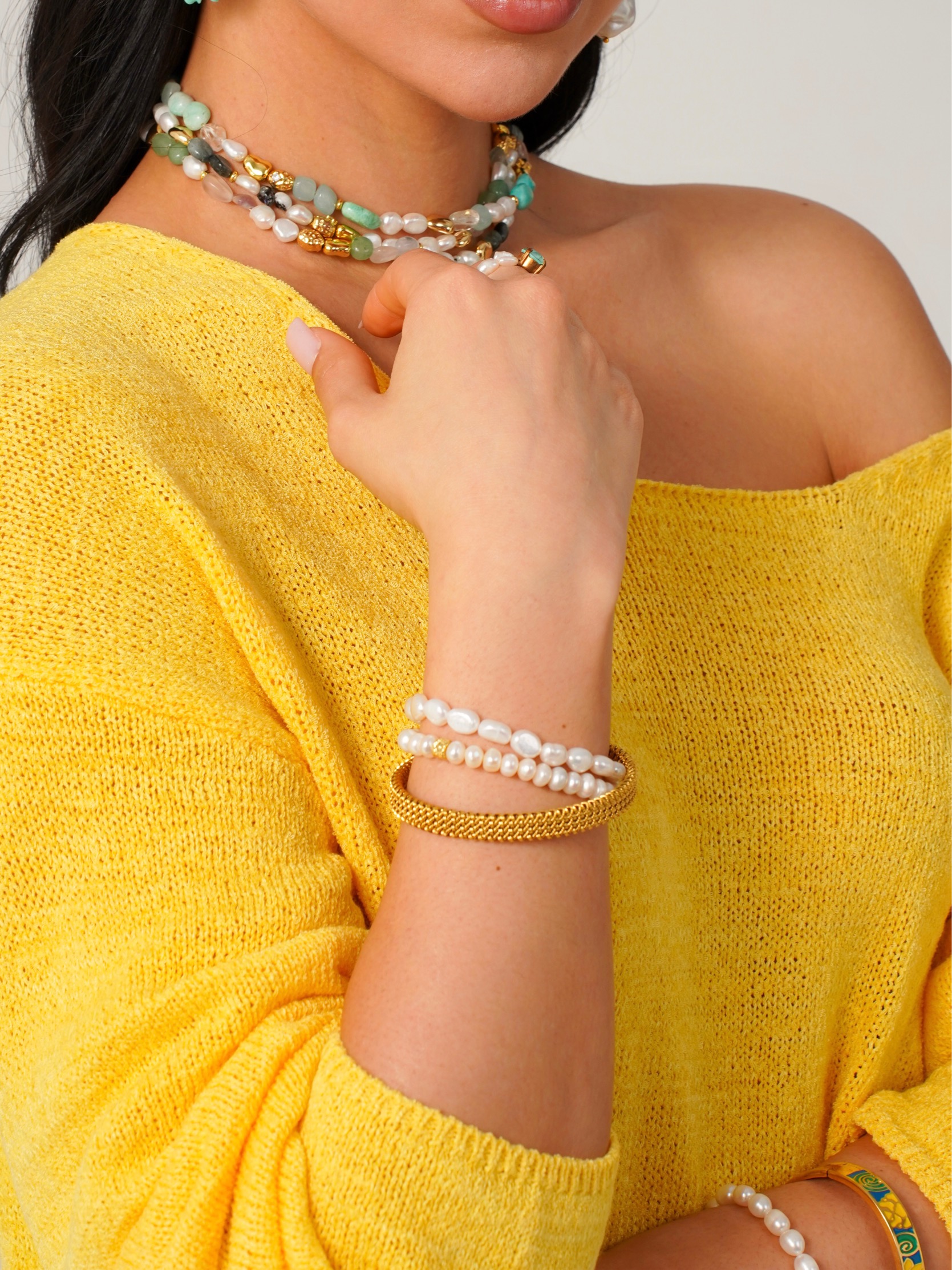 Браслет плетеный свободного размера